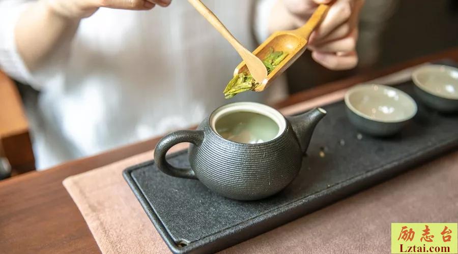 时间并不亏欠你，是你亏欠了自己 图1