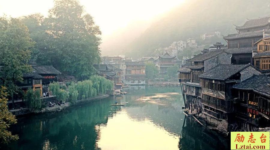 春光似诗好，山水如画妙，诗句细品读 图1