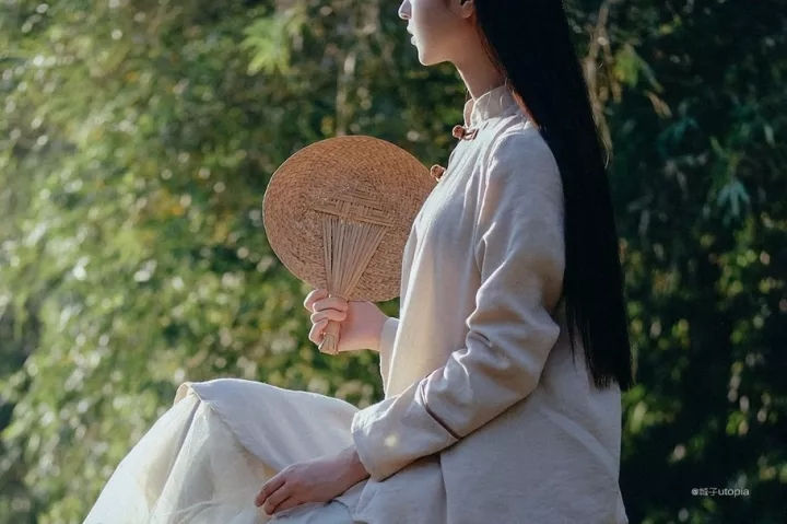 情人是上辈子的夫妻，夫妻是上辈子的冤家 图1