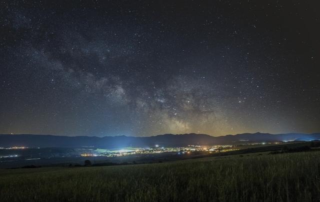 晚安心语朋友圈句子，送给需要安慰的你
