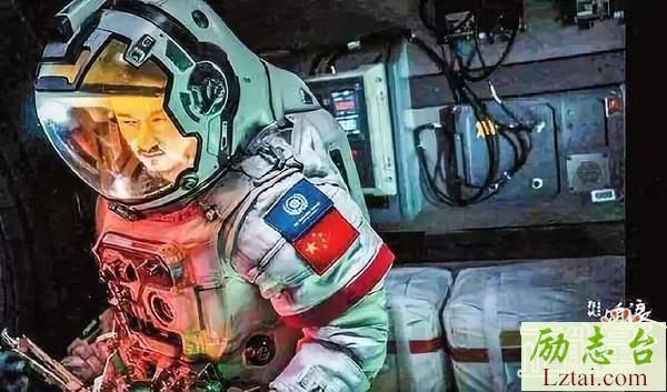 流浪地球专业评价