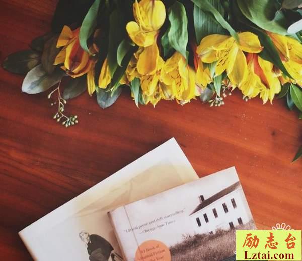分手伤感句子说说心情短语：别互相折磨了，这次我们互不相欠