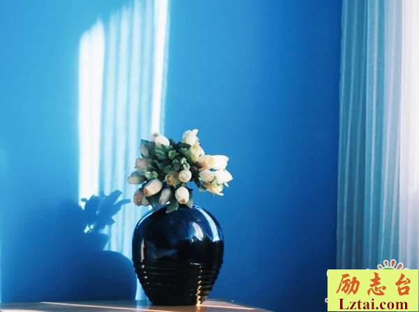 珍惜在一起的时光句子情感说说：这条路再难也要坚持走完