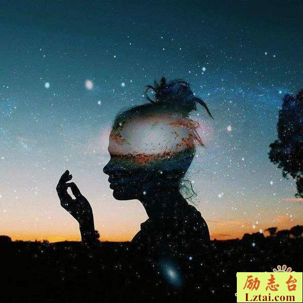 深夜睡不着的说说朋友圈扎心语录大全
