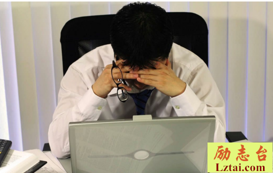 辞职报告文本