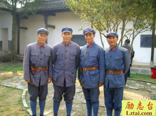 上将洪学智观后感400字