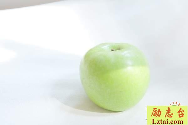 青春美好回忆的句子说说：不说再见，却早已回不到昨天
