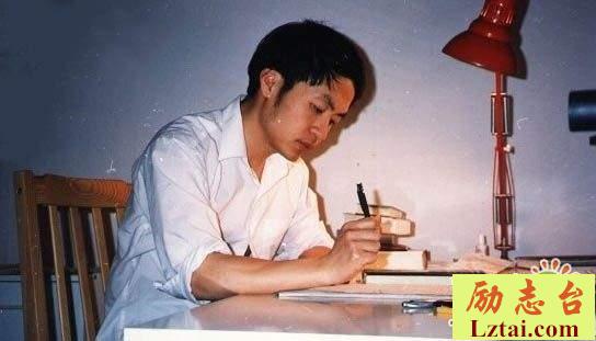 顾城经典诗句合集