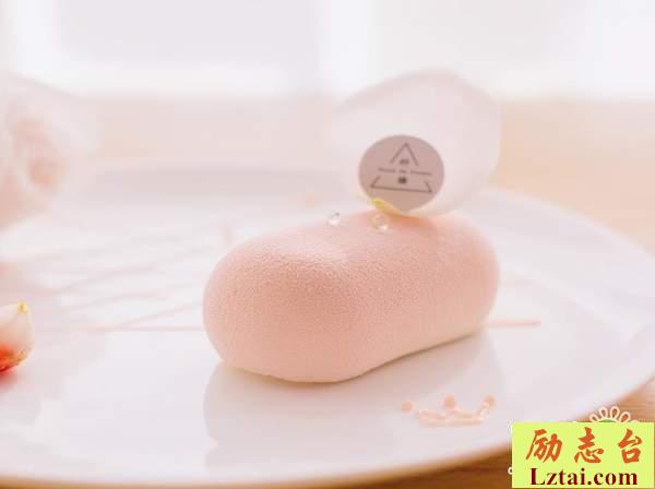 自己伤心难过的句子说说语录：他的随意一句喜欢，你竟然当真了