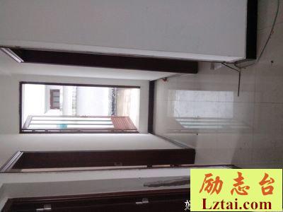 志明与春娇：这对“流氓”相爱十年啦！