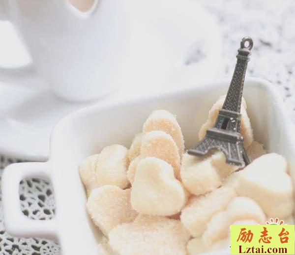 一个人也能好好过的情感语录说说：此生无悔，余生愿你一切安好