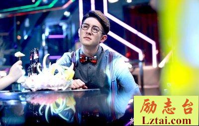 喜回亲富爹身边，却和狐狸助理掐上了