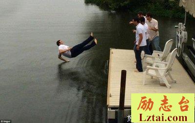 模糊像幻觉，具体才有力量
