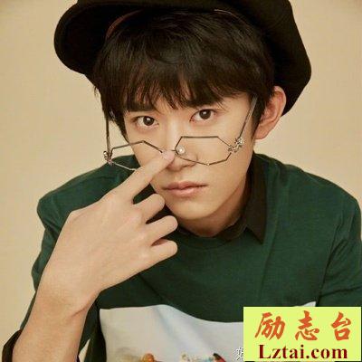  被倒卖隐私逼疯的明星们…