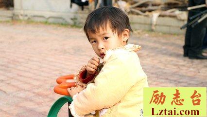 树洞｜“前任突然回头撩拨我，他打的什么主意？”