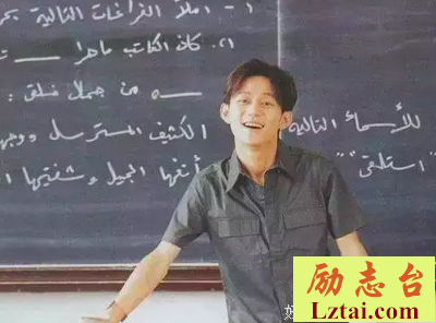 “何炅，好惨一男的”