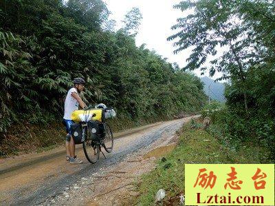 虽无利不往，仍愿你敢做无用的事