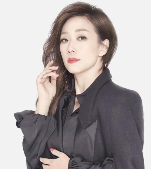 铿锵玫瑰歌词