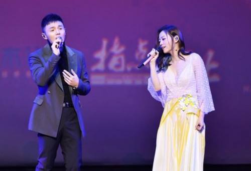 女儿国歌词