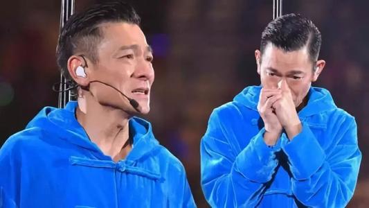 男人哭吧哭吧不是罪歌词