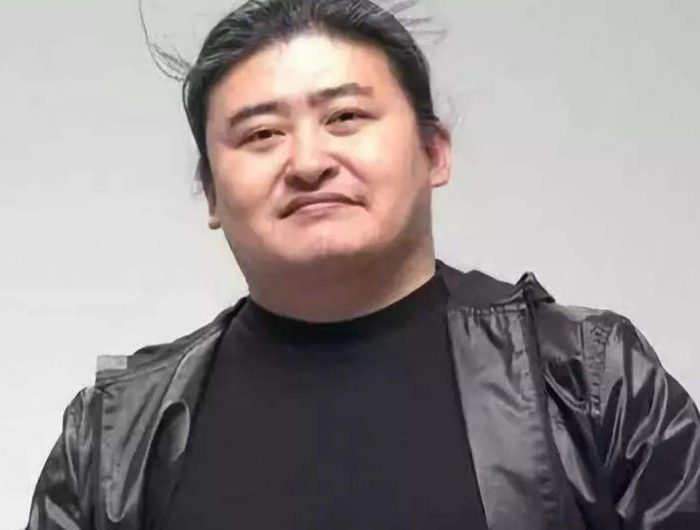 少年壮志不言愁歌词