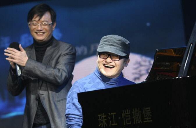 弯弯的月亮歌词