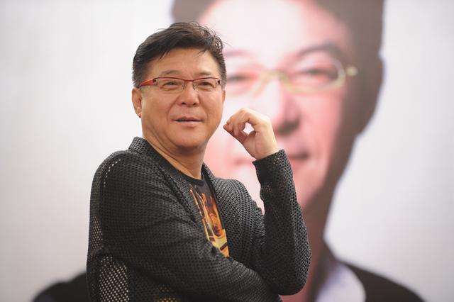 别让我一个人醉歌词